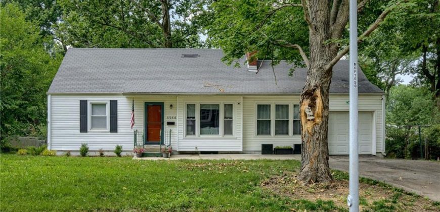 Homes for Sale in Kansas City, MO 64118 | 4944 N Brooklyn Avenue