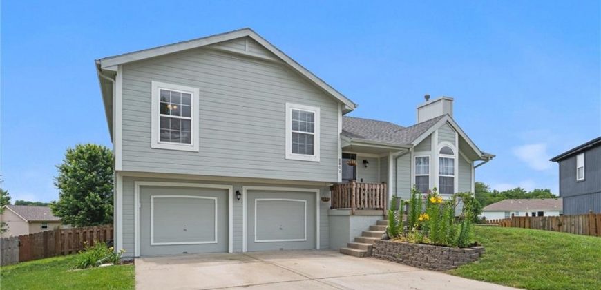 Homes for Sale in Kansas City, MO 64157 | 8801 NE 116th Street