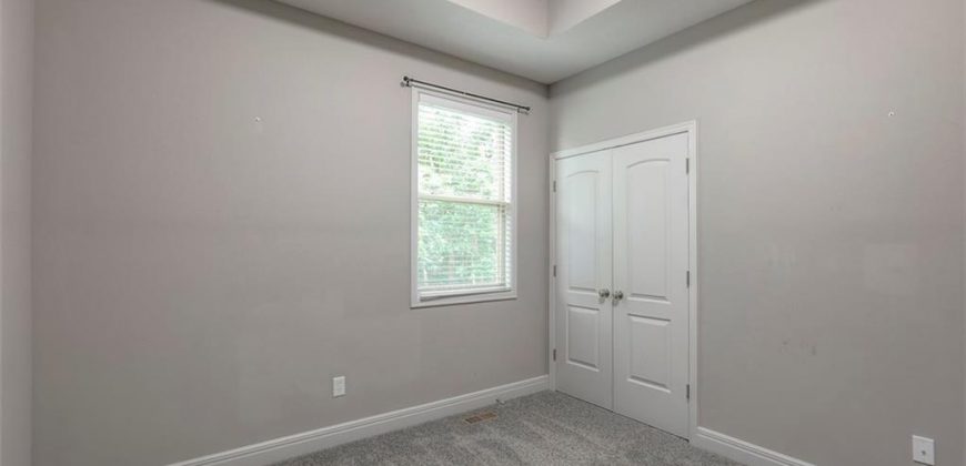 Homes for Sale in Parkville, MO 64152 | 14095 NW 60th Court