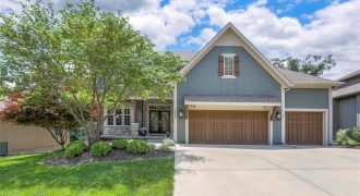 Homes for Sale in Parkville, MO 64152 | 14095 NW 60th Court
