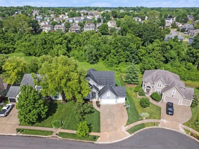 Homes for Sale in Liberty, MO 64068 | 1129  Redwood Place