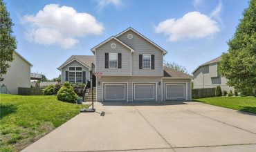 Homes for Sale in Kansas City, MO 64154 | 3611 NW 87th Street