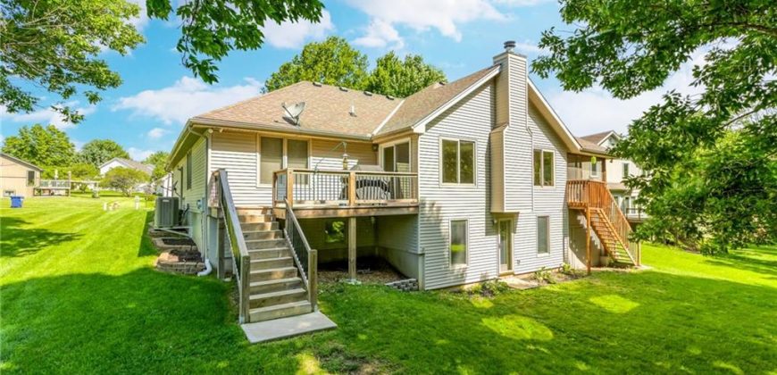 Homes for Sale in Smithville, MO 64089 | 503  Amesbury Drive