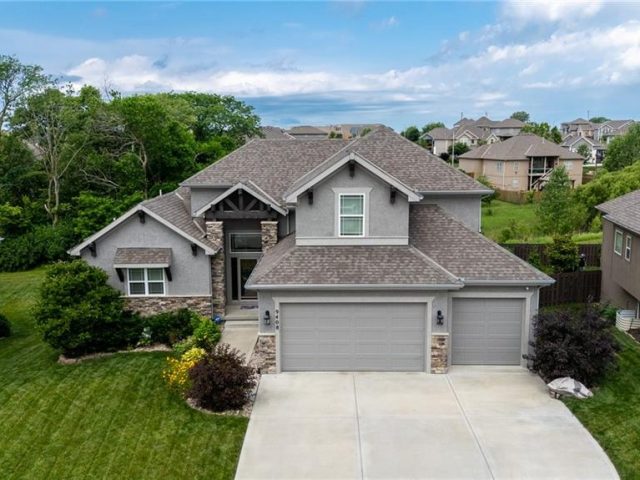 Homes for Sale in Kansas City, MO 64155 | 9408 N Liberty Street