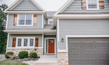 Homes for Sale in Riverside, MO 64150 | 5073 NW Timberline Drive