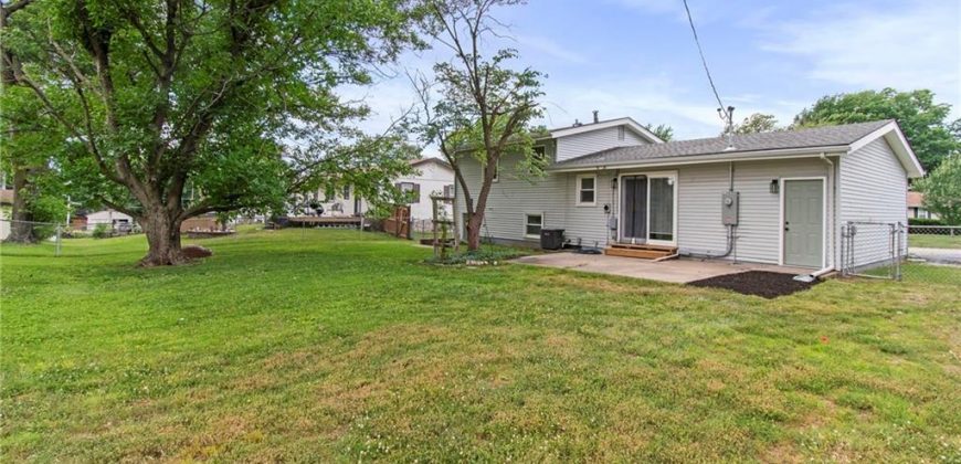 Homes for Sale in Gladstone, MO 64119 | 6405 N Indiana Avenue