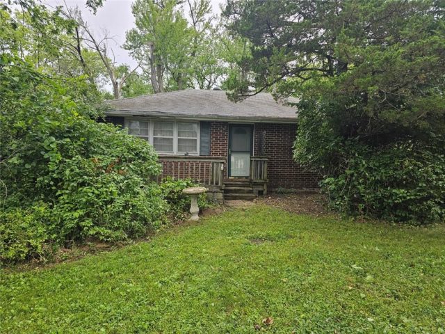 Homes for Sale in Excelsior Springs, MO 64024 | 16210  Baxter Road