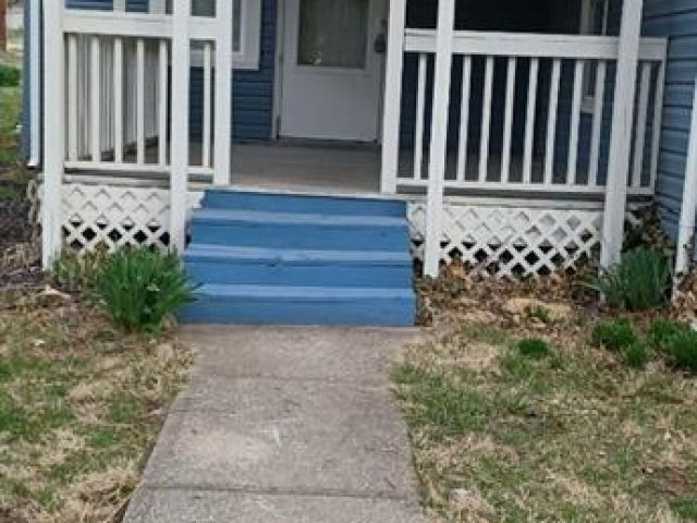 Homes for Sale in Liberty, MO 64068 | 815 N Ridge Avenue