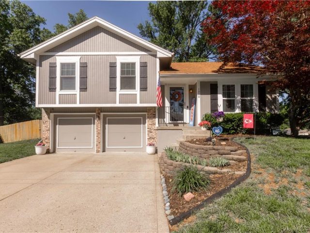 Homes for Sale in Liberty, MO 64068 | 1000 S Missouri Street