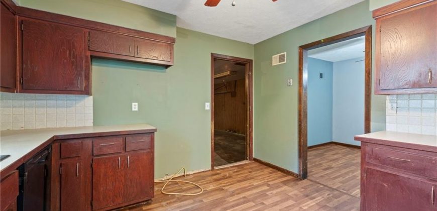 Homes for Sale in Liberty, MO 64068 | 527  Lancelot Drive