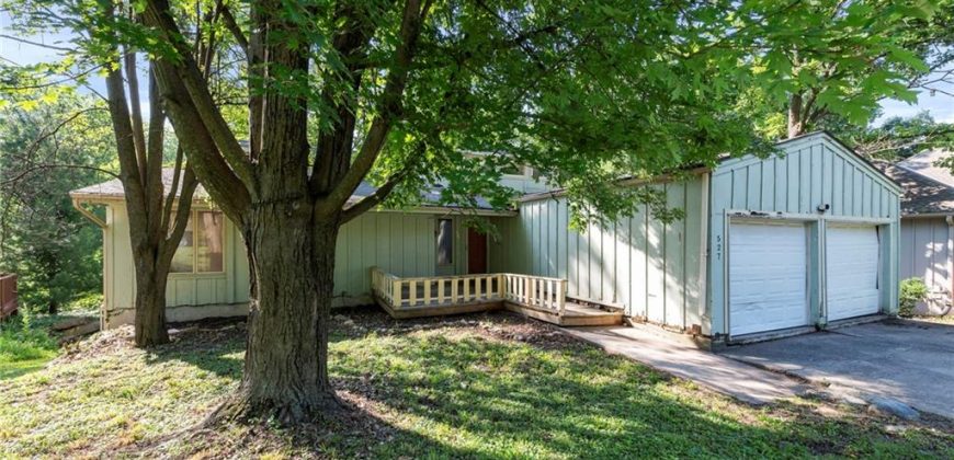 Homes for Sale in Liberty, MO 64068 | 527  Lancelot Drive