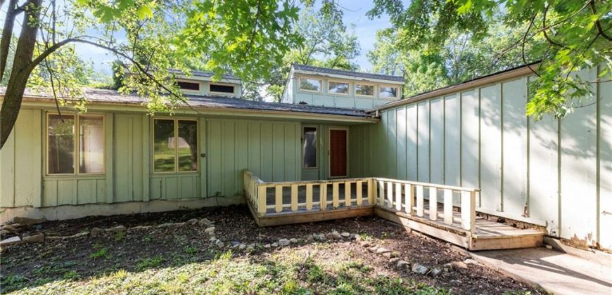 Homes for Sale in Liberty, MO 64068 | 527  Lancelot Drive