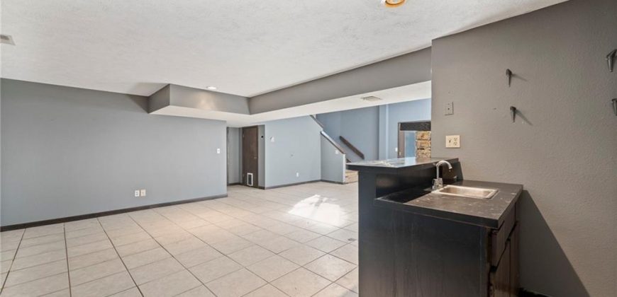 Homes for Sale in Liberty, MO 64068 | 527  Lancelot Drive