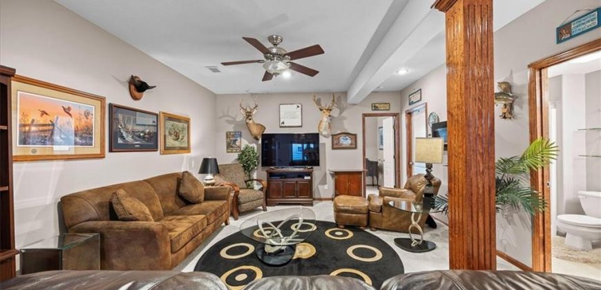 Homes for Sale in Kansas City, MO 64157 | 9919 N Hawthorne Avenue