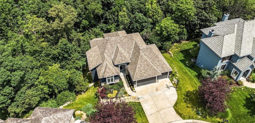 Homes for Sale in Parkville, MO 64152 | 6100  Westwood Court