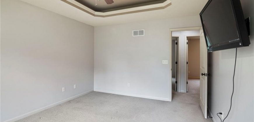 Homes for Sale in Kansas City, MO 64151 | 5637 N Amoret Avenue