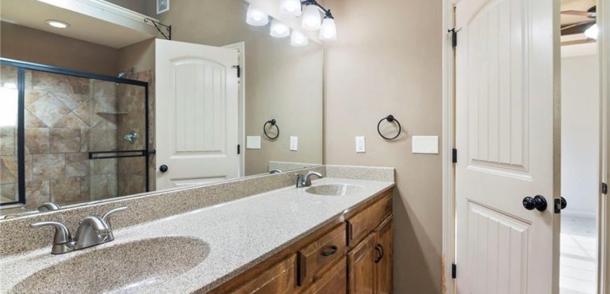 Homes for Sale in Kansas City, MO 64151 | 5637 N Amoret Avenue
