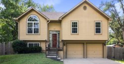 Homes for Sale in Kansas City, MO 64151 | 5637 N Amoret Avenue
