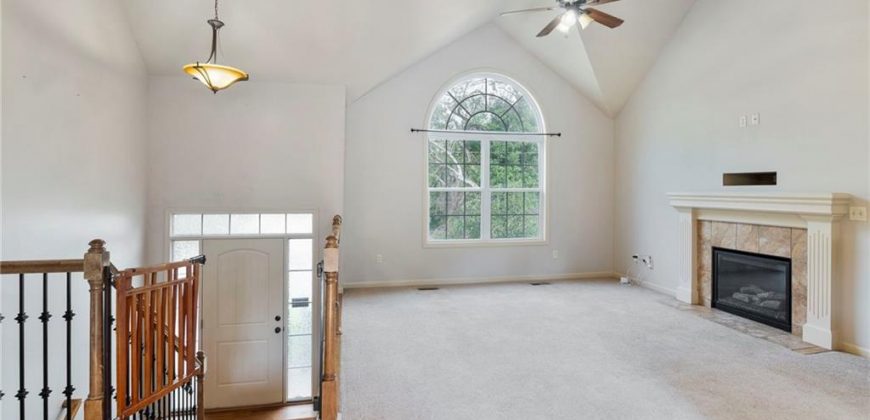 Homes for Sale in Kansas City, MO 64151 | 5637 N Amoret Avenue