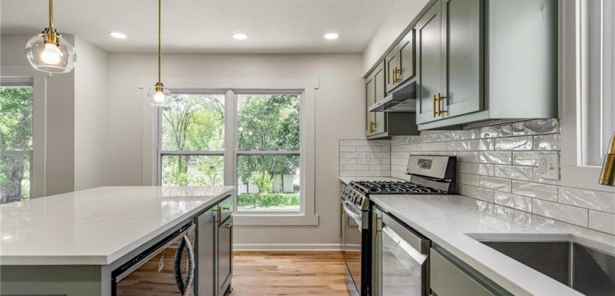 Homes for Sale in Kansas City, MO 64152 | 10206 NW 67th Street