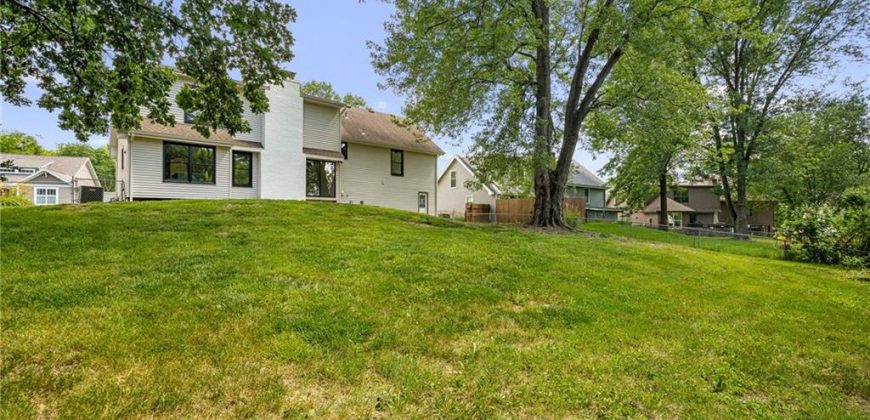 Homes for Sale in Kansas City, MO 64152 | 10206 NW 67th Street