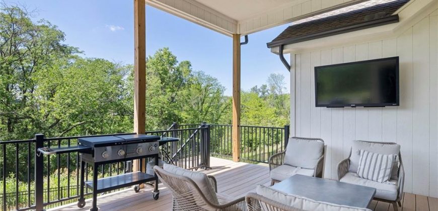 Homes for Sale in Kansas City, MO 64157 | 10221 N Potter Avenue
