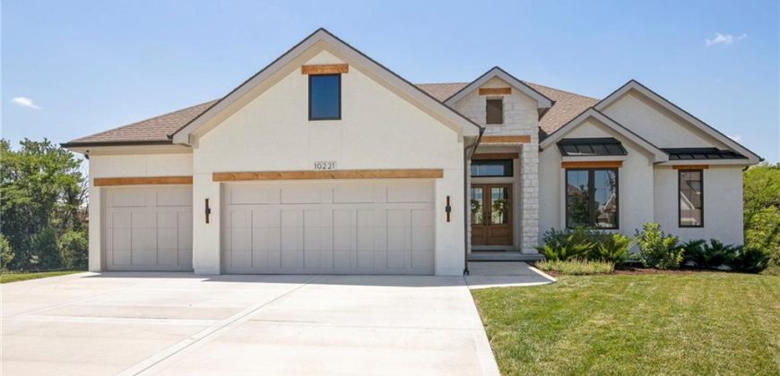 Homes for Sale in Kansas City, MO 64157 | 10221 N Potter Avenue