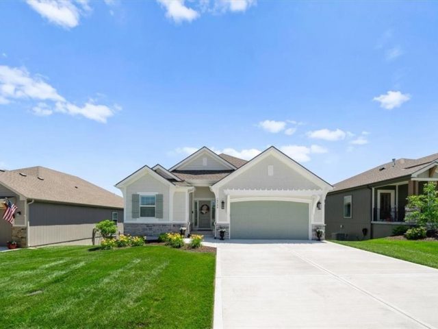 Homes for Sale in Kansas City, MO 64155 | 10709 N Bell Street