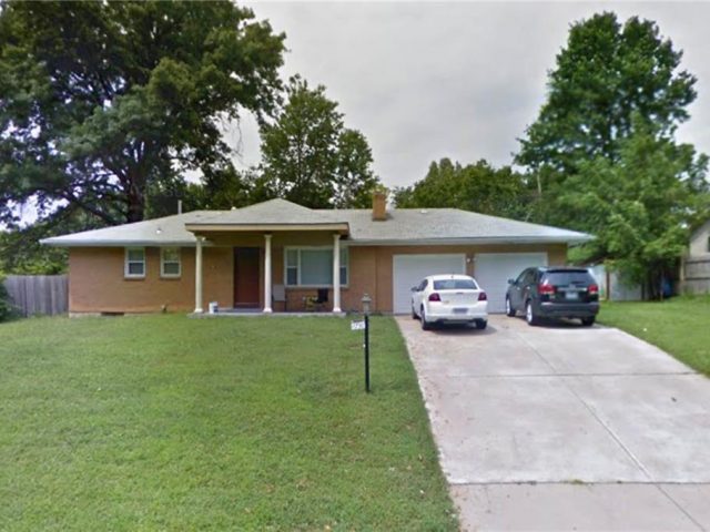 Homes for Sale in Kansas City, MO 64118 | 6738 N Madison Avenue