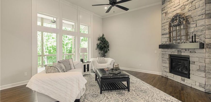 Homes for Sale in Kansas City, MO 64157 | 9808 N Laurel Avenue