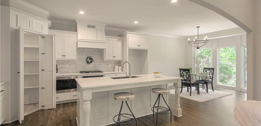 Homes for Sale in Kansas City, MO 64157 | 9808 N Laurel Avenue
