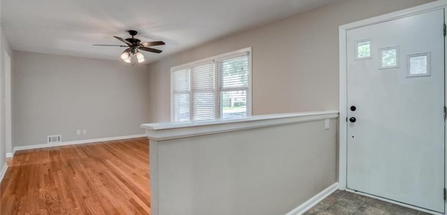 Homes for Sale in Gladstone, MO 64119 | 6714 N Bales Avenue