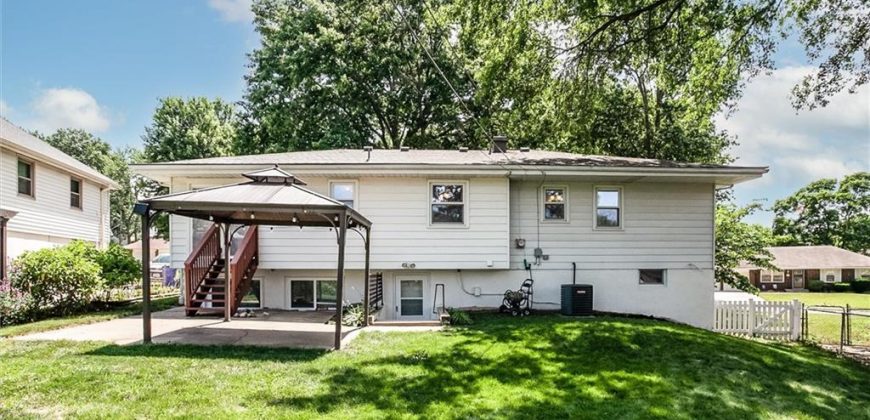 Homes for Sale in Gladstone, MO 64119 | 6714 N Bales Avenue