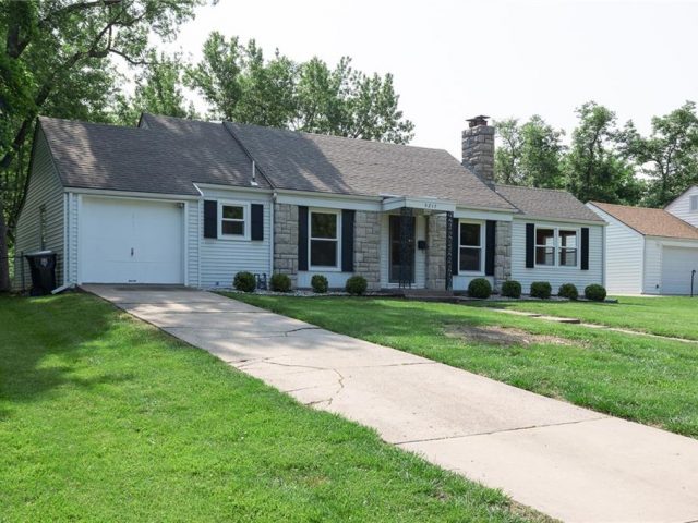 Homes for Sale in Kansas City, MO 64119 | 5217 N Walrond Avenue