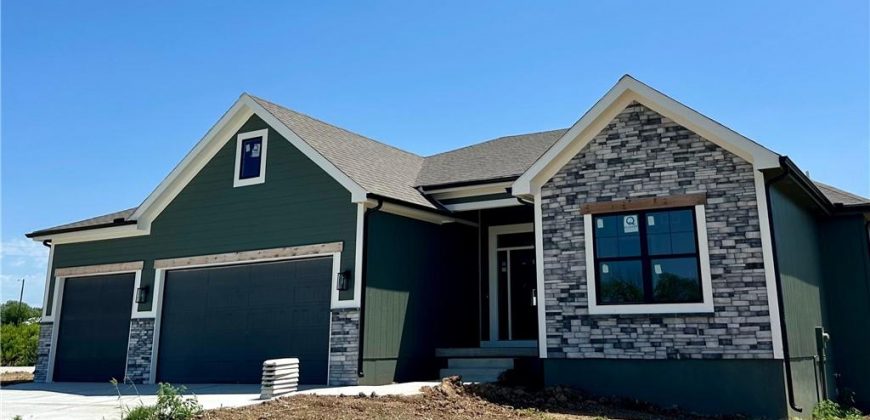 Homes for Sale in Kearney, MO 64060 | 2101  Crooked Creek Drive