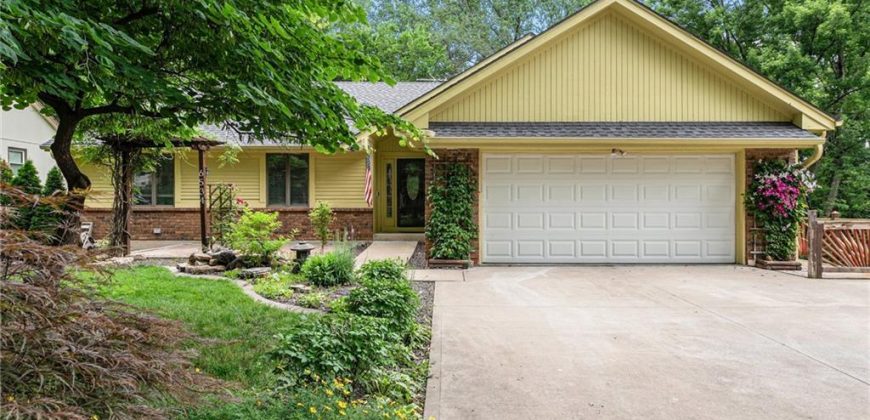 Homes for Sale in Kansas City, MO 64118 | 6534 N Jefferson Street