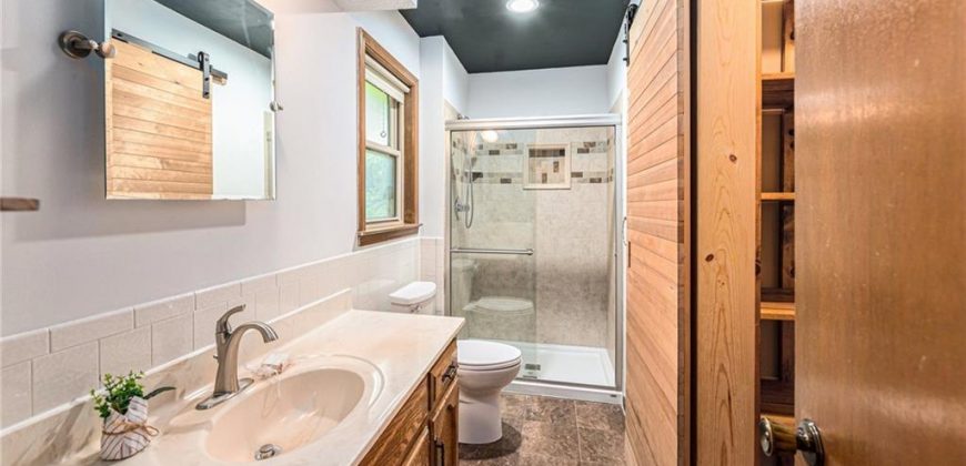 Homes for Sale in Kansas City, MO 64118 | 6534 N Jefferson Street