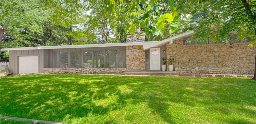 Homes for Sale in Riverside, MO 64150 | 931  Valley Lane