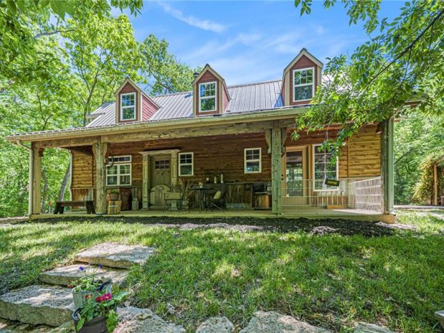 Homes for Sale in Platte City, MO 64079 | 15335  HH Highway