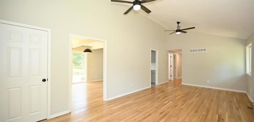 Homes for Sale in Kansas City, MO 64118 | 1103 NE 52nd Place
