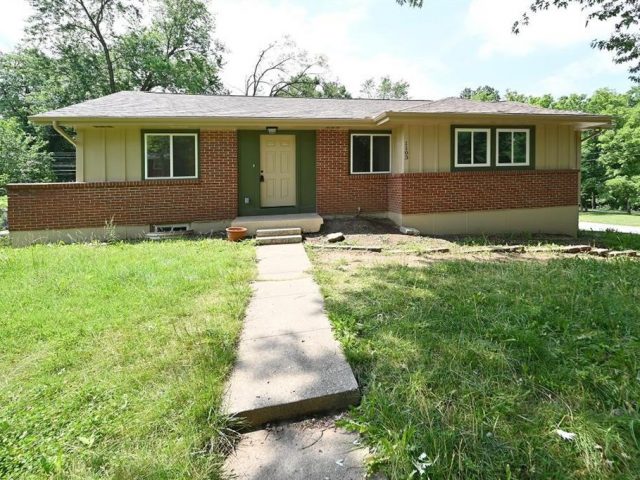 Homes for Sale in Kansas City, MO 64118 | 1103 NE 52nd Place