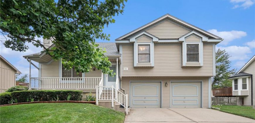 Homes for Sale in Pleasant Valley, MO 64068 | 7012  Willis Drive