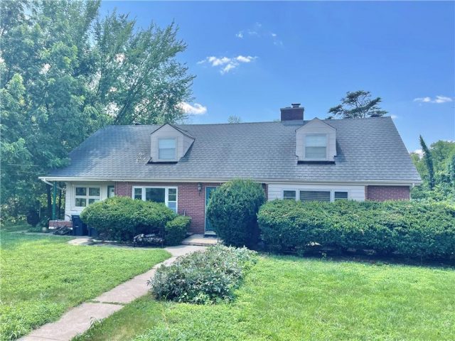 Homes for Sale in Kansas City, MO 64153 | 10307  Barry Road