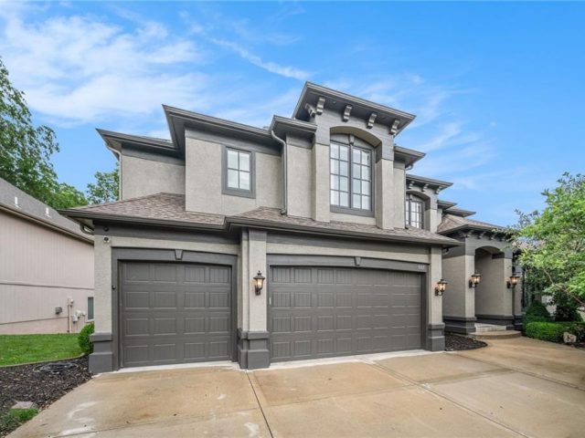 Homes for Sale in Kansas City, MO 64157 | 9105 N Evanston Avenue