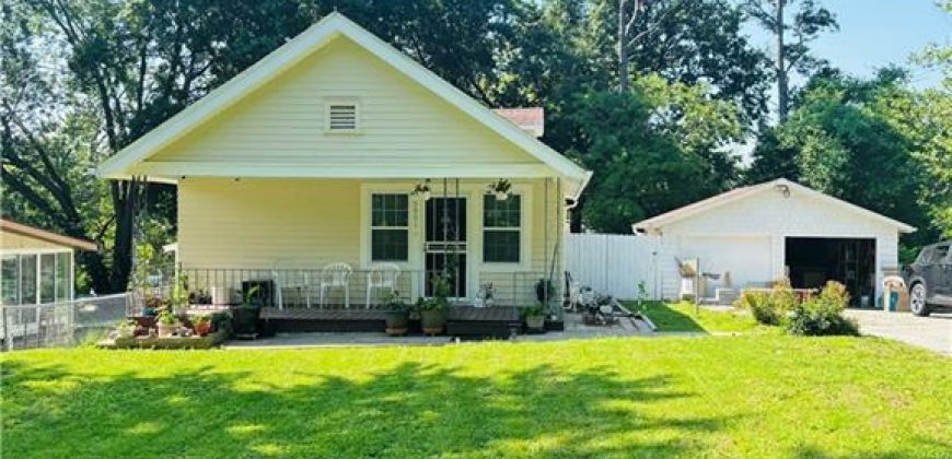 Homes for Sale in Gladstone, MO 64119 | 3501 NE 57TH Street