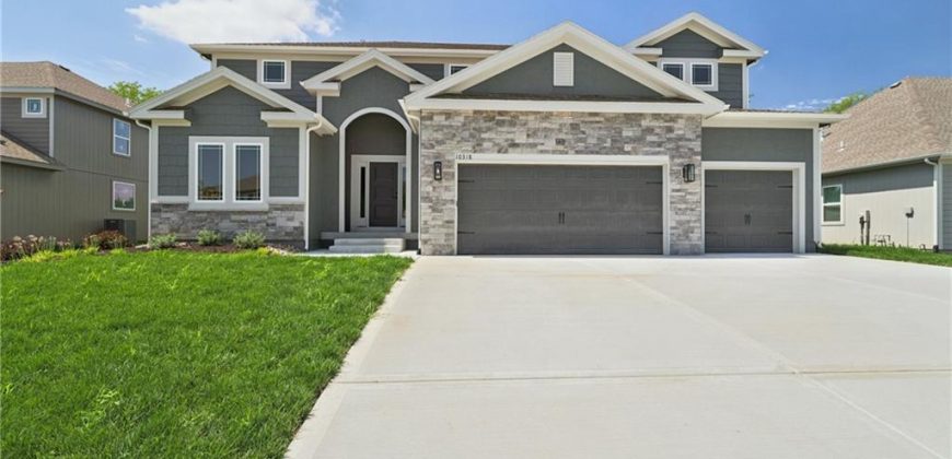 Homes for Sale in Kansas City, MO 64156 | 10318 N Winchester Avenue