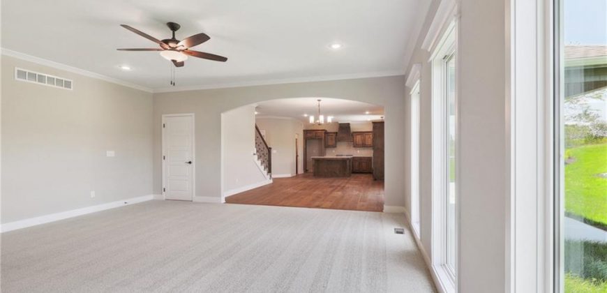 Homes for Sale in Kansas City, MO 64156 | 10318 N Winchester Avenue