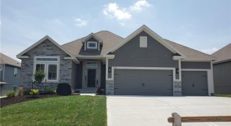 Homes for Sale in Kansas City, MO 64156 | 7005 NE 103rd Street