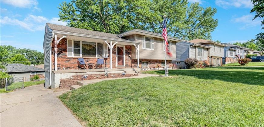 Homes for Sale in Kansas City, MO 64118 | 6504 N Mercier Street