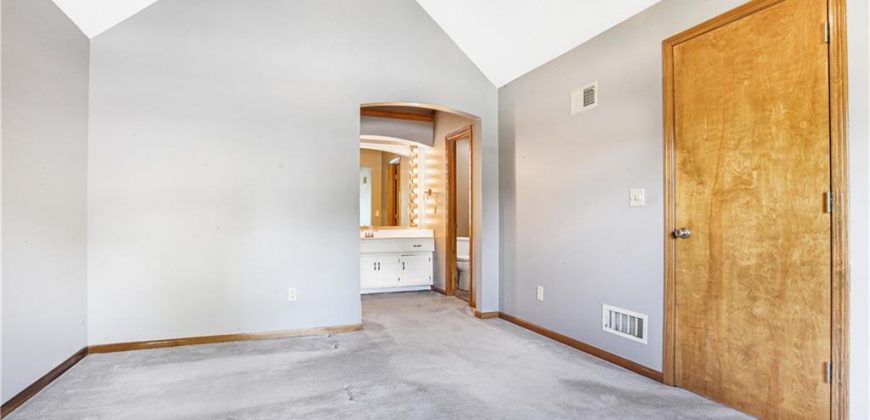 Homes for Sale in Parkville, MO 64152 | 6503 NW Sioux Court
